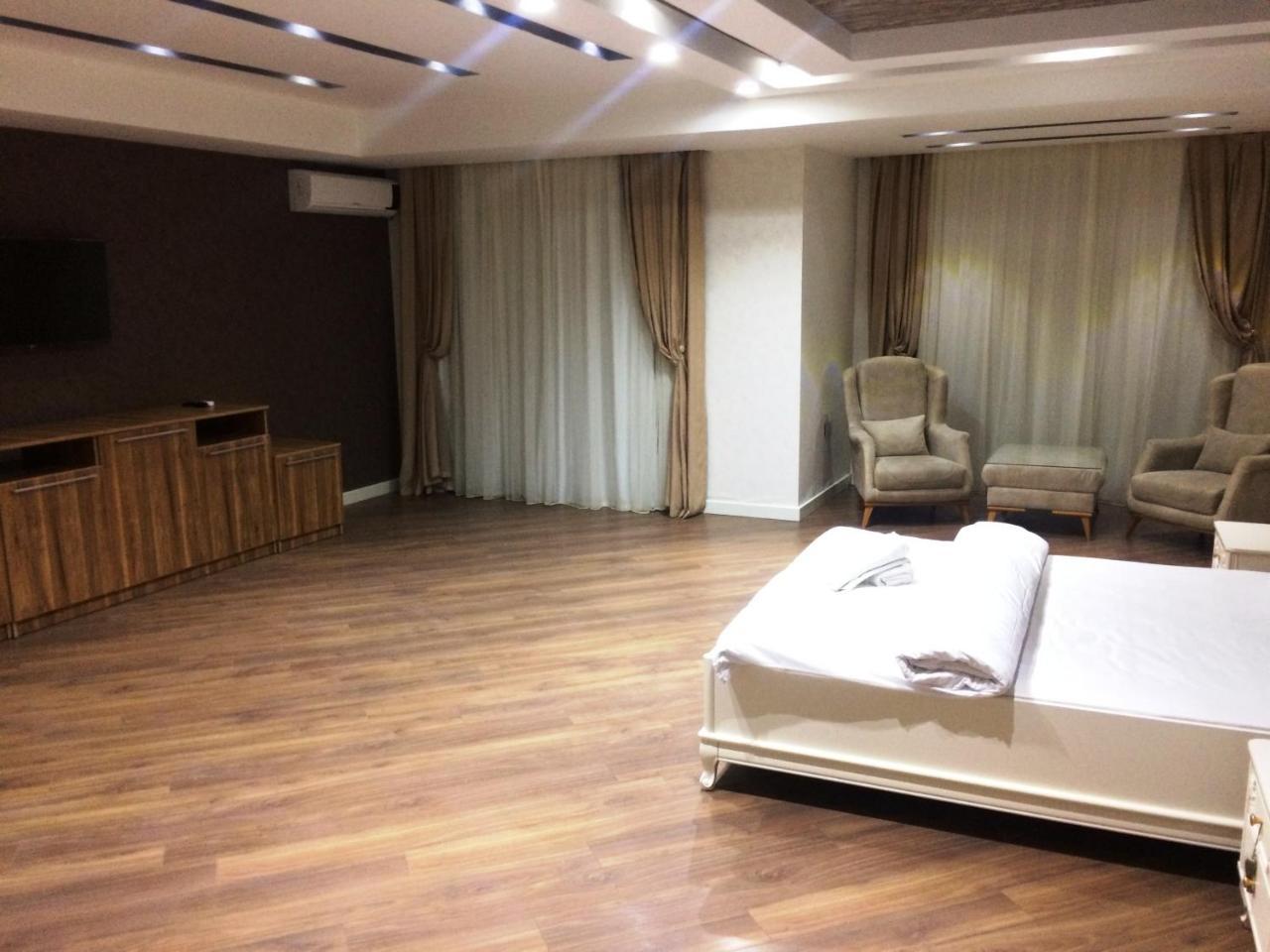 Park Azure Apartment Deluxe 2 Bedroom Bakü Dış mekan fotoğraf
